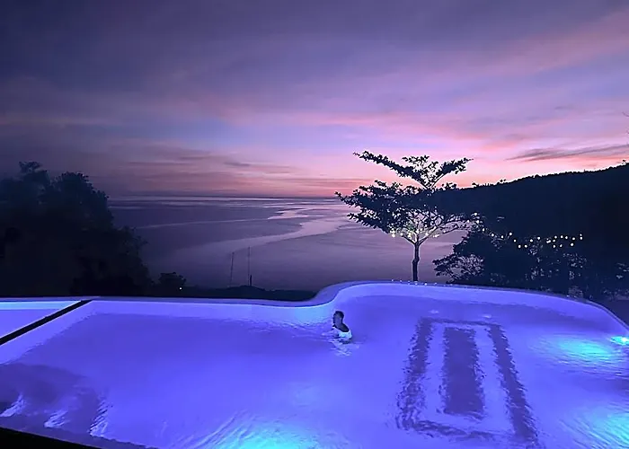 Virly'z View Hotell